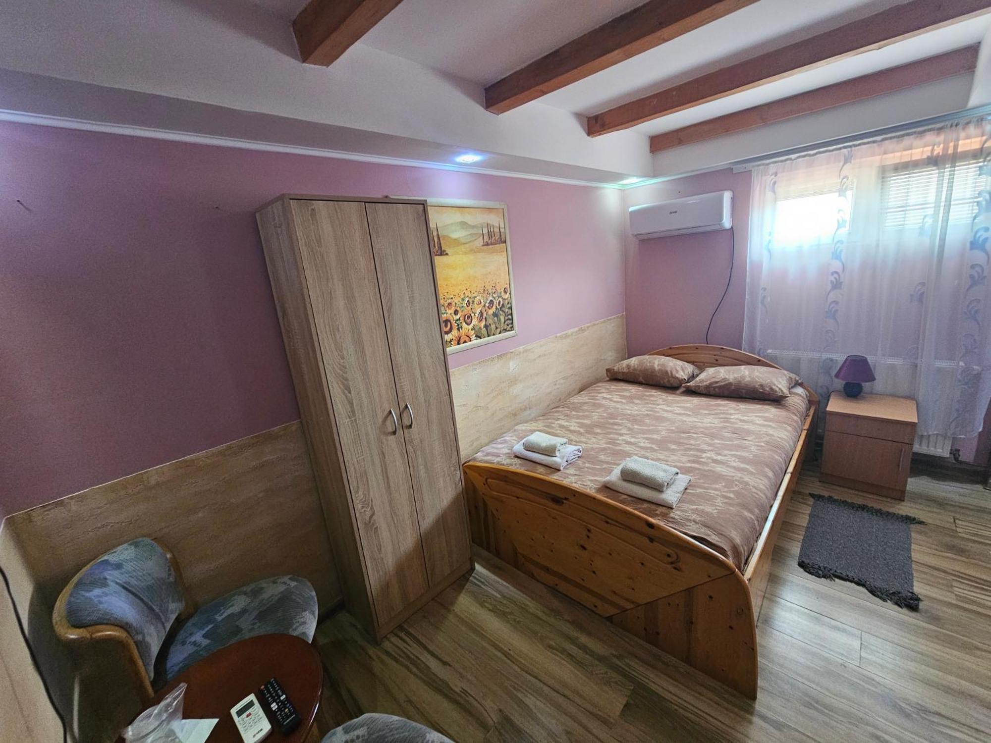 Rooms " Simke " Суботица Экстерьер фото
